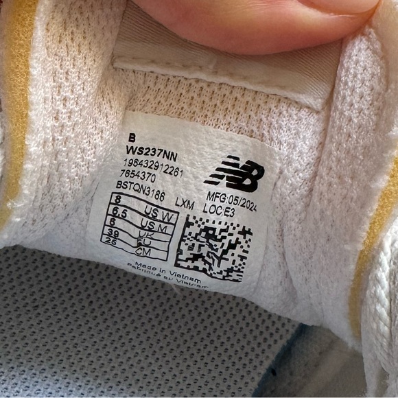 New Balance 237 white/cream/off white (8) - Picture 6 of 6